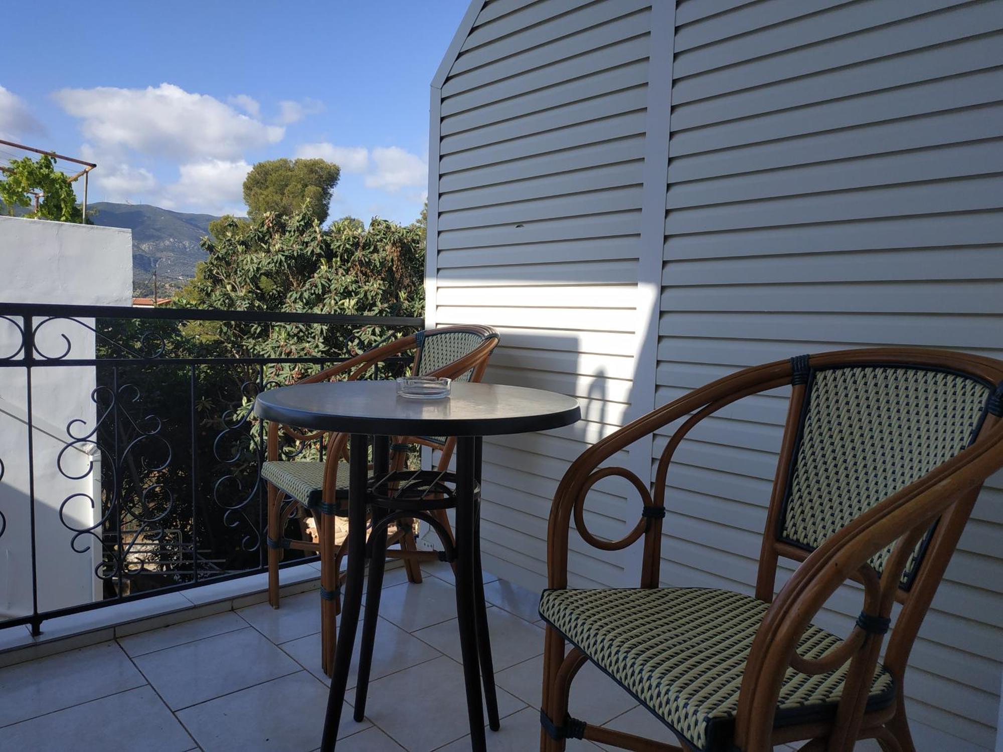 Apartments By Evita'S Resort Poros Town Exterior photo